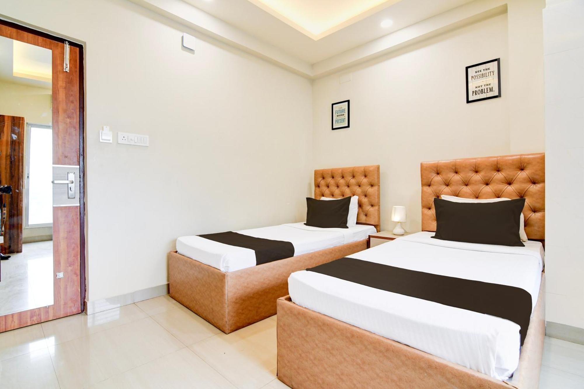 Super Hotel O Kaikhali Near Airport Kolkata Exterior photo