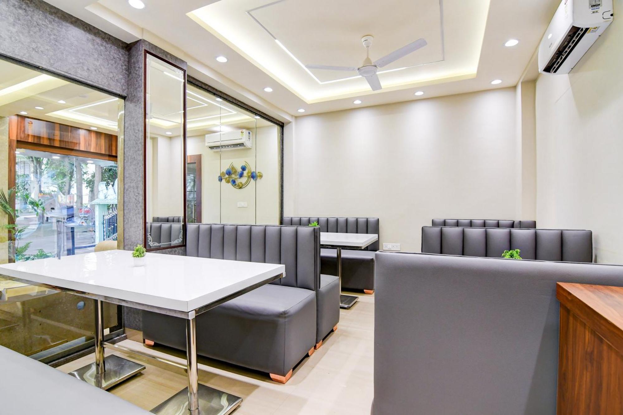 Super Hotel O Kaikhali Near Airport Kolkata Exterior photo