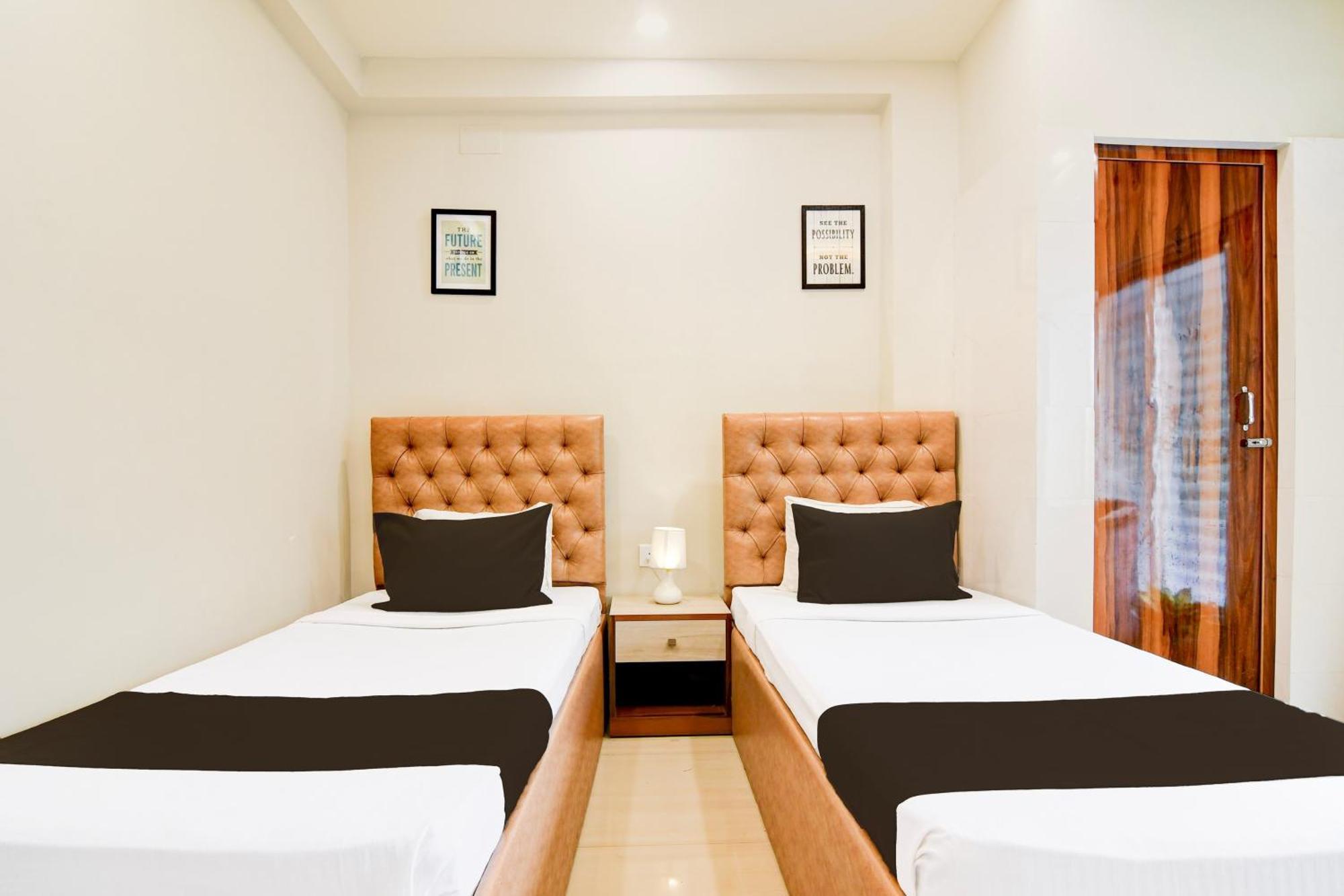 Super Hotel O Kaikhali Near Airport Kolkata Exterior photo